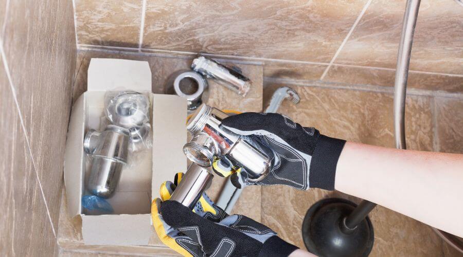 Professional gutter cleaning in Center, NE